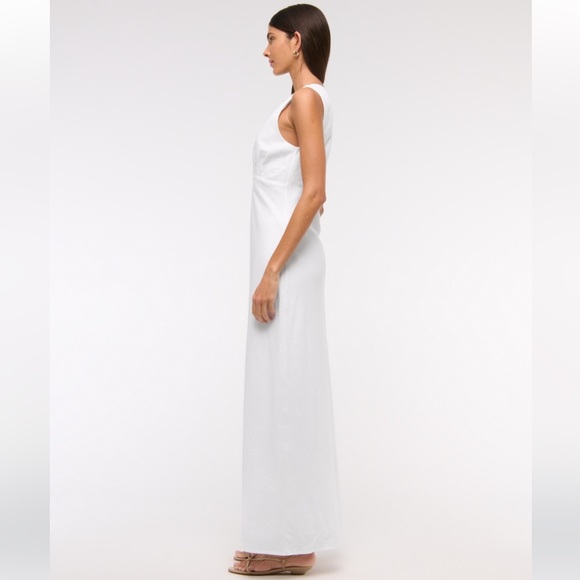 Beaded Plunge Linen-Blend Maxi Dress - Picture 3 of 5